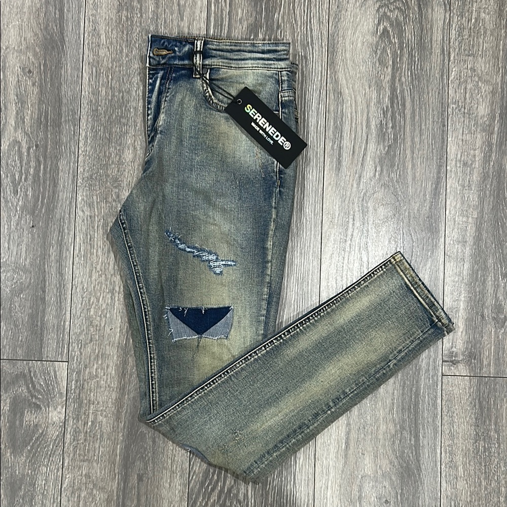 Blue Skinny Jeans with Distressed Detailing